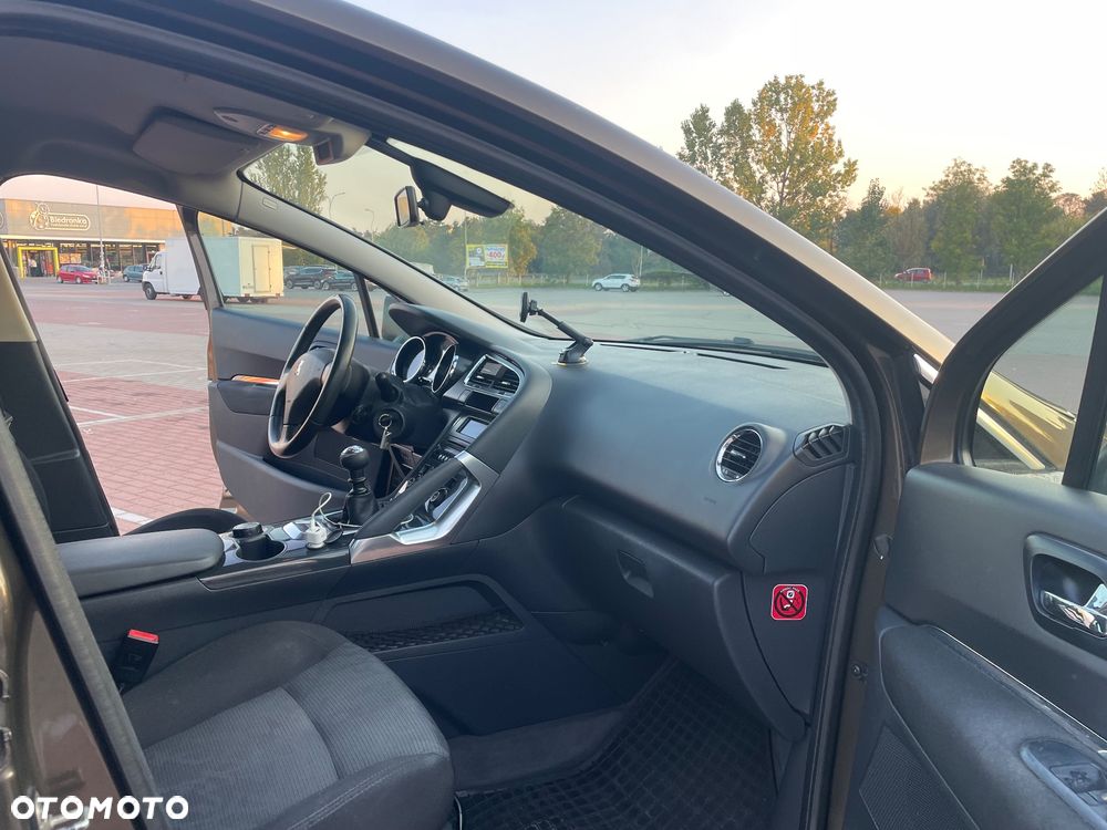 Peugeot 3008 - 14