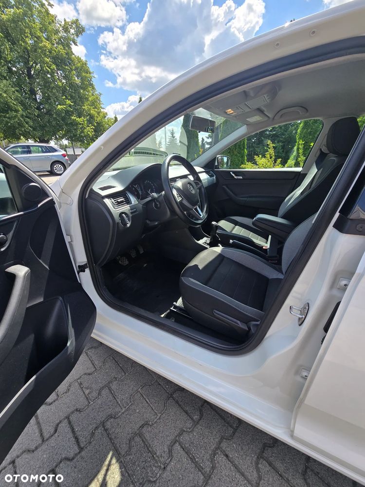 Skoda RAPID 1.2 TSI Ambition - 5