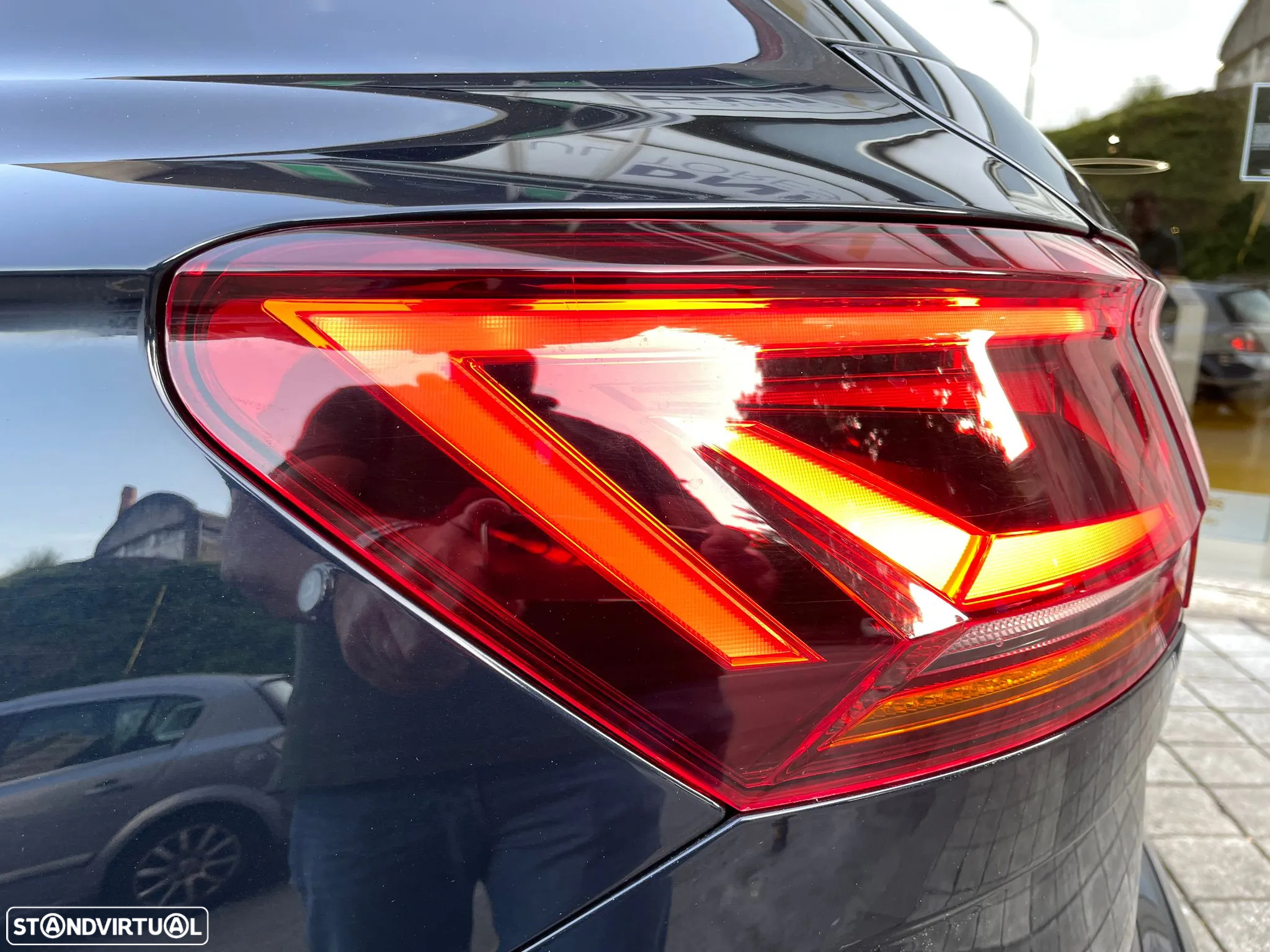 VW Touareg 3.0 TDI V6 Elegance Plus - 8