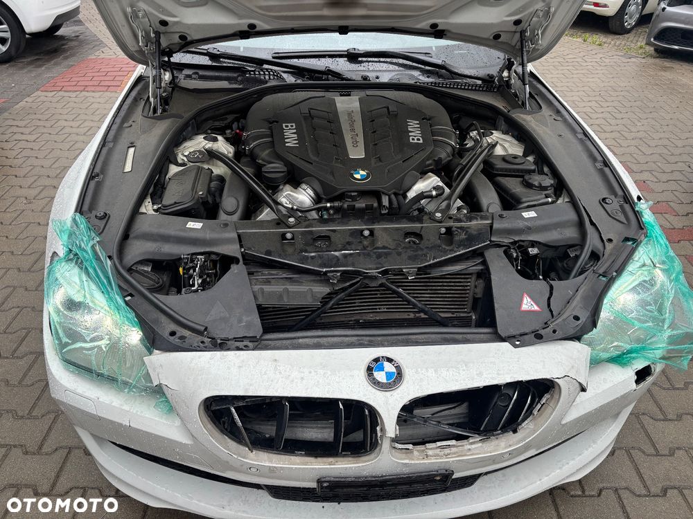 BMW Seria 6 650i - 13