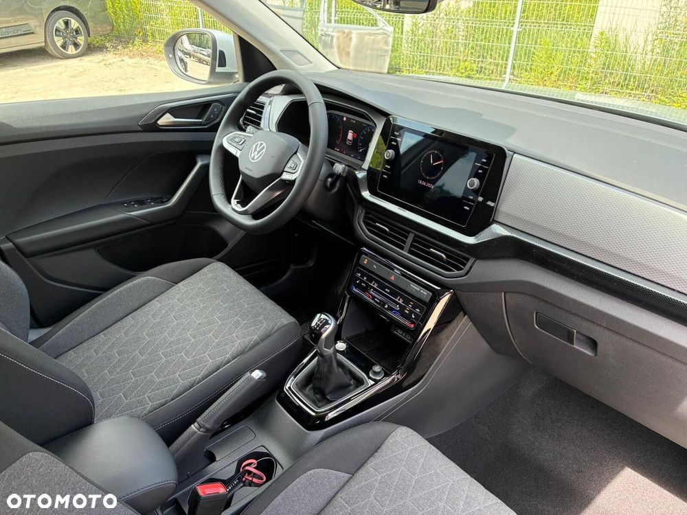 Volkswagen T-Cross - 25