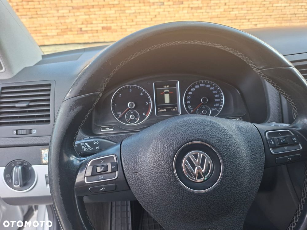 Volkswagen Multivan - 5