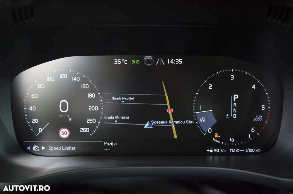 Volvo XC 60 D4 AWD R-Design - 11
