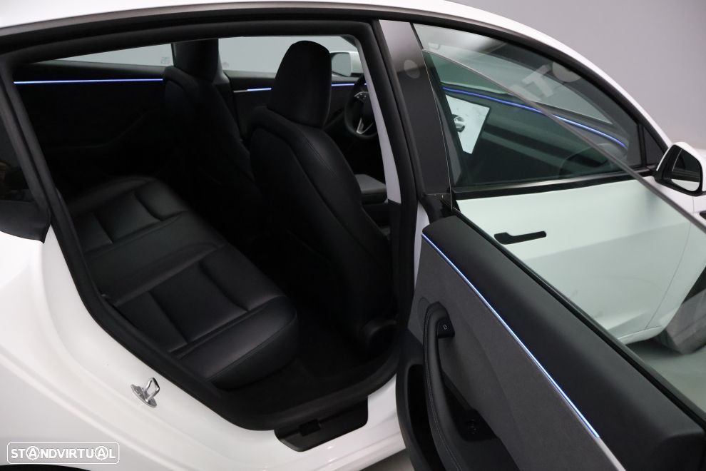 Tesla Model 3 Tração Traseira Standard - 22