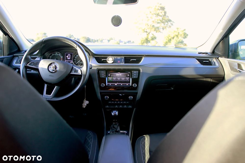 Skoda RAPID 1.0 TSI Style - 13