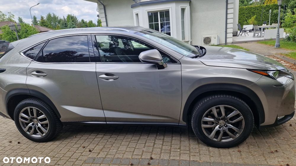 Lexus NX 200t Comfort AWD - 3