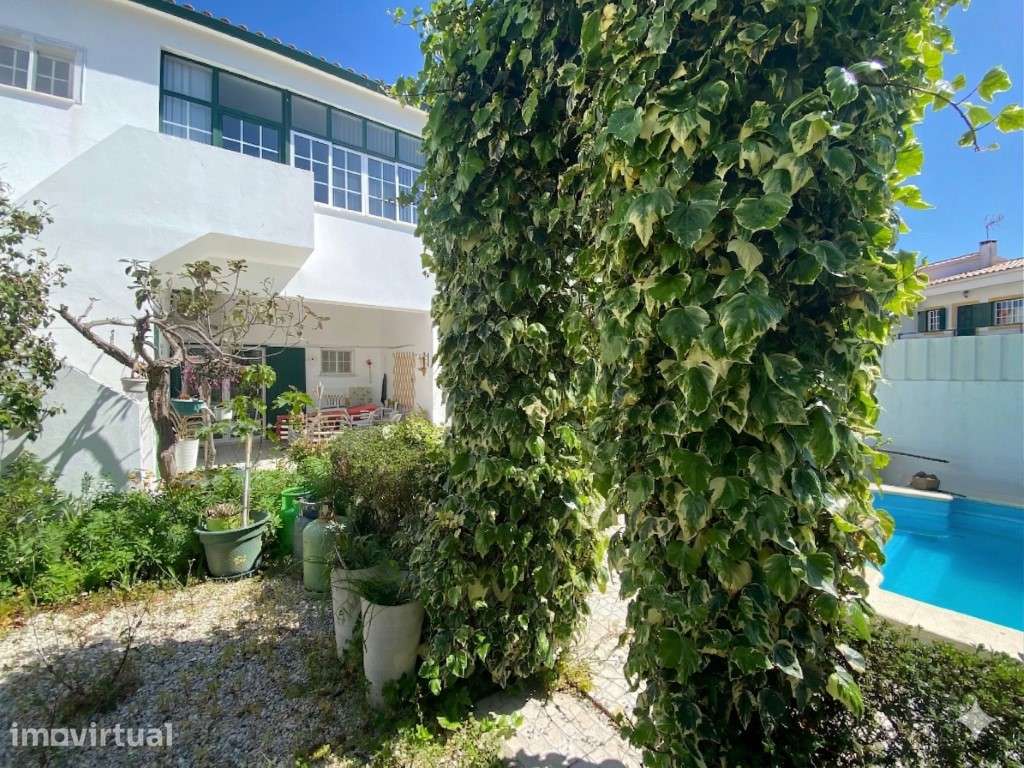 Moradia com piscina e espaço comercial no Carvalhal - Grande imagem: 3/43
