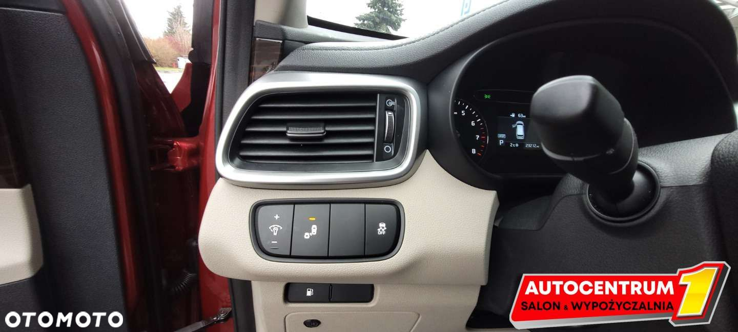 Kia Sorento - 25