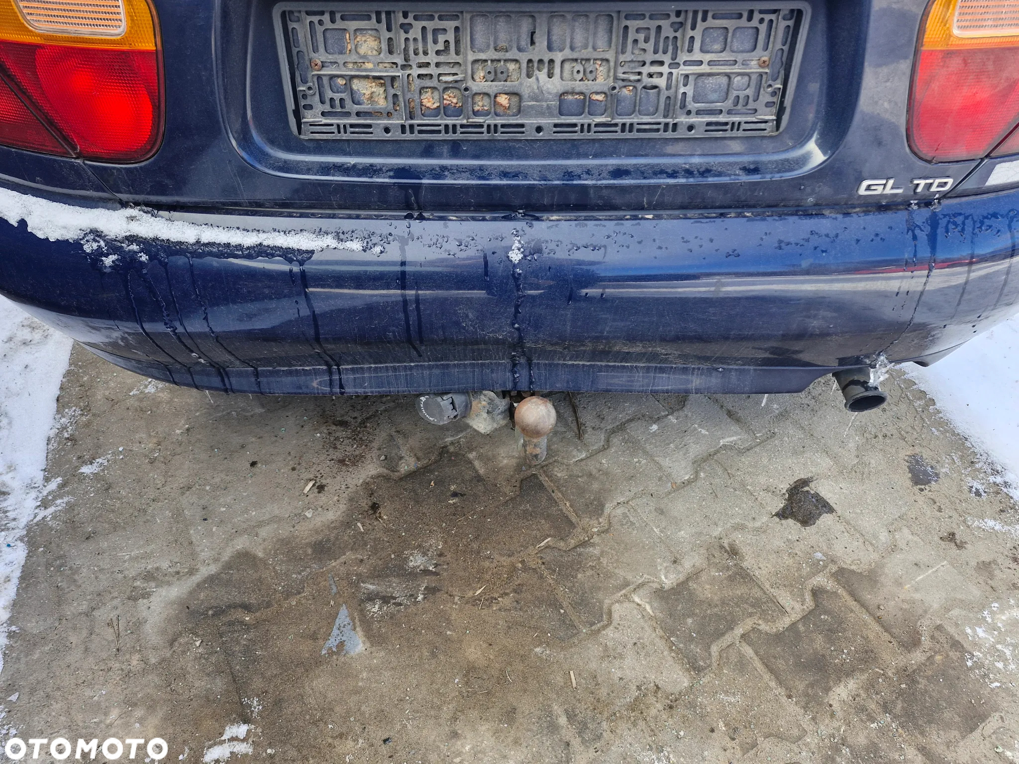 Hak holowniczy MITSUBISHI CARISMA 95-99 - 2