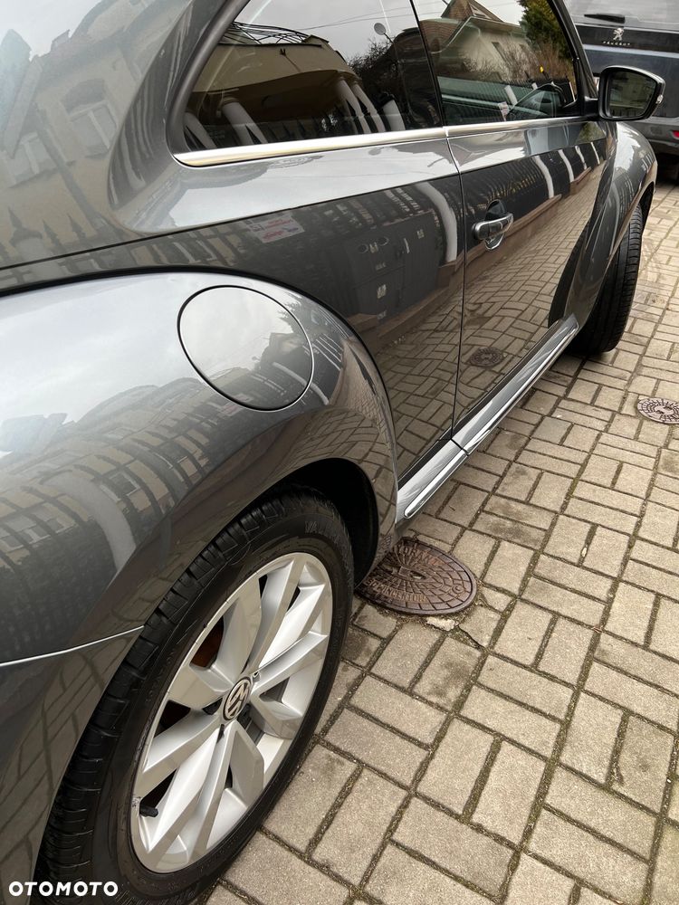 Volkswagen Beetle 2.0 TDI Sport DSG - 11