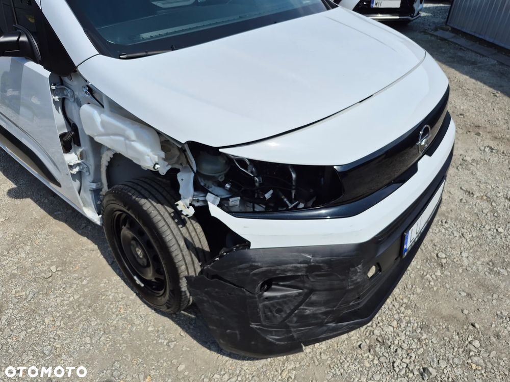 Opel COMBO - 26