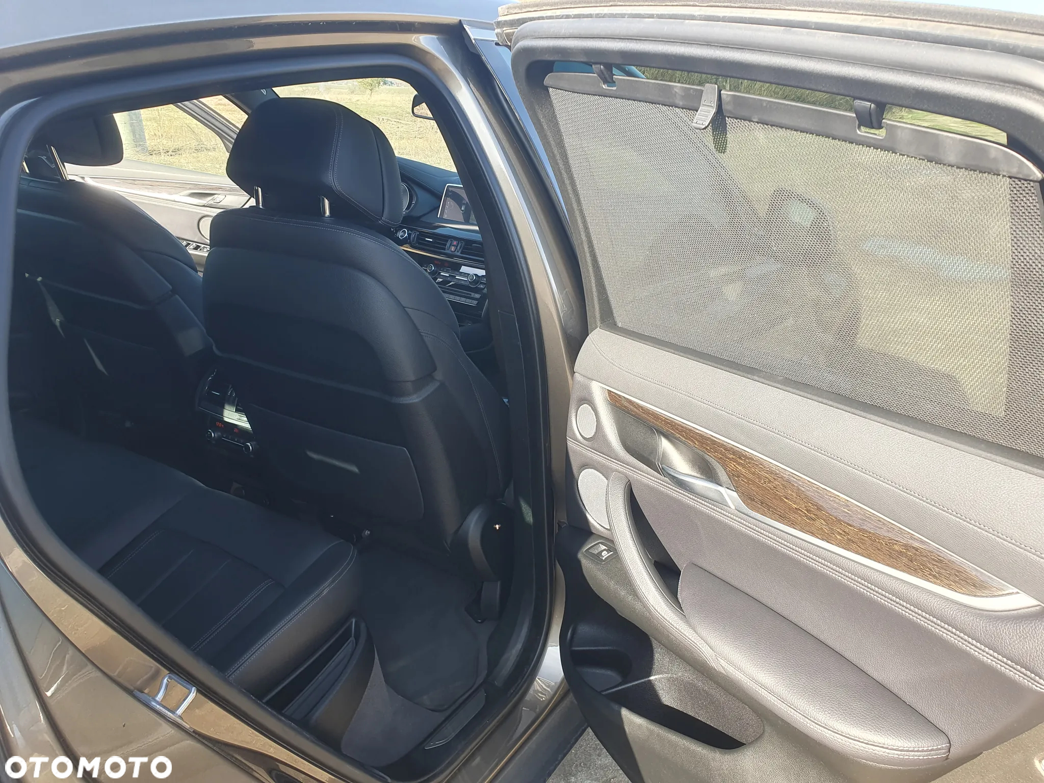 BMW X6 xDrive35i - 20