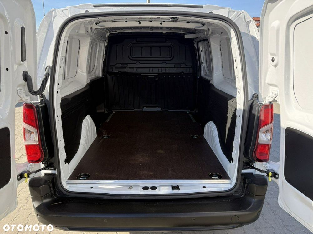 Toyota Proace City - 11