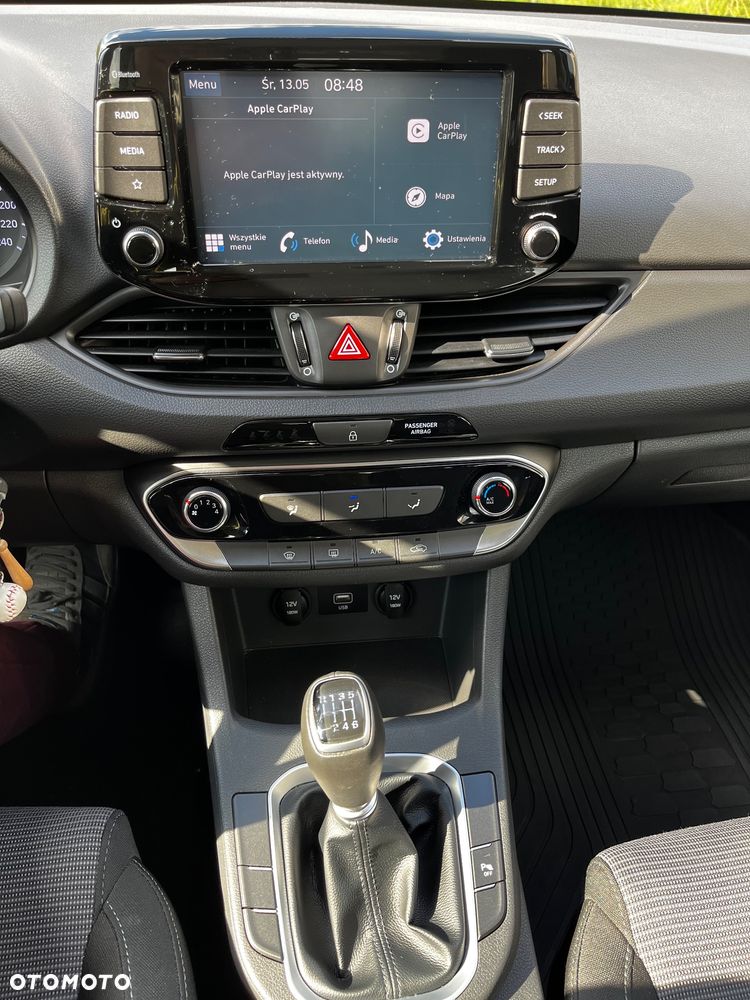 Hyundai i30 1.5 Intro - 12