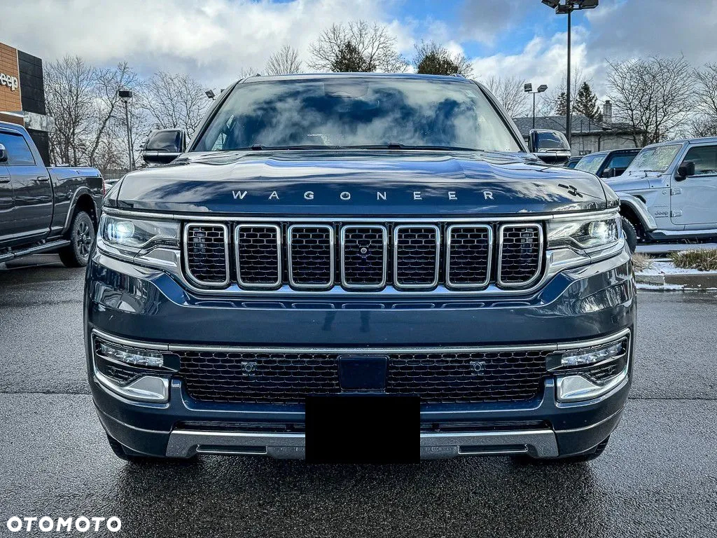 Jeep Wagoneer - 8