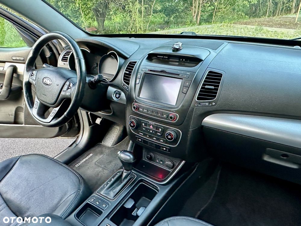 Kia Sorento - 29