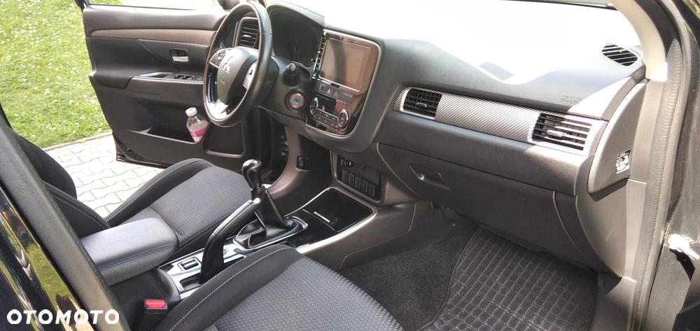 Mitsubishi Outlander 2.0 2WD Edition - 20