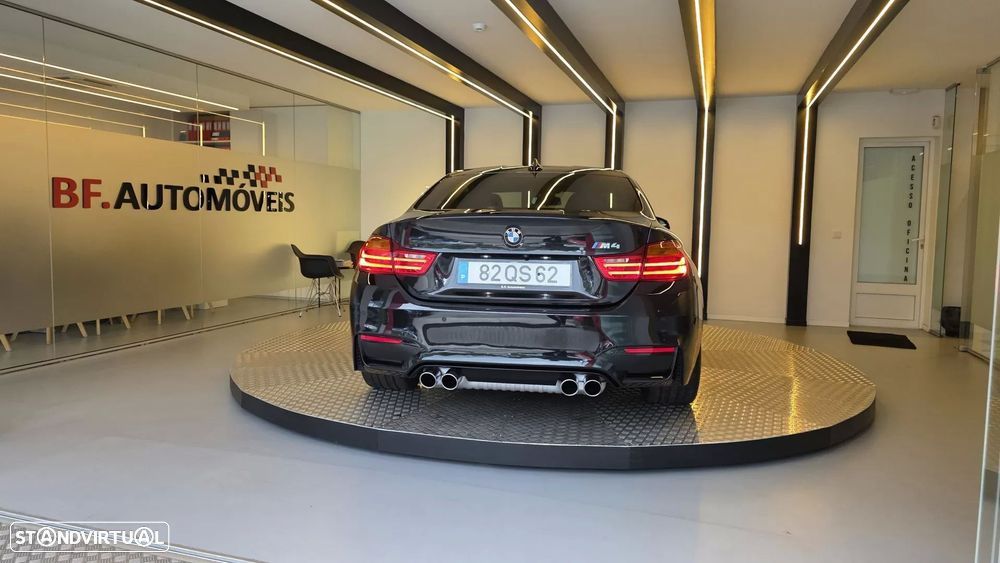 BMW M4 Auto - 16