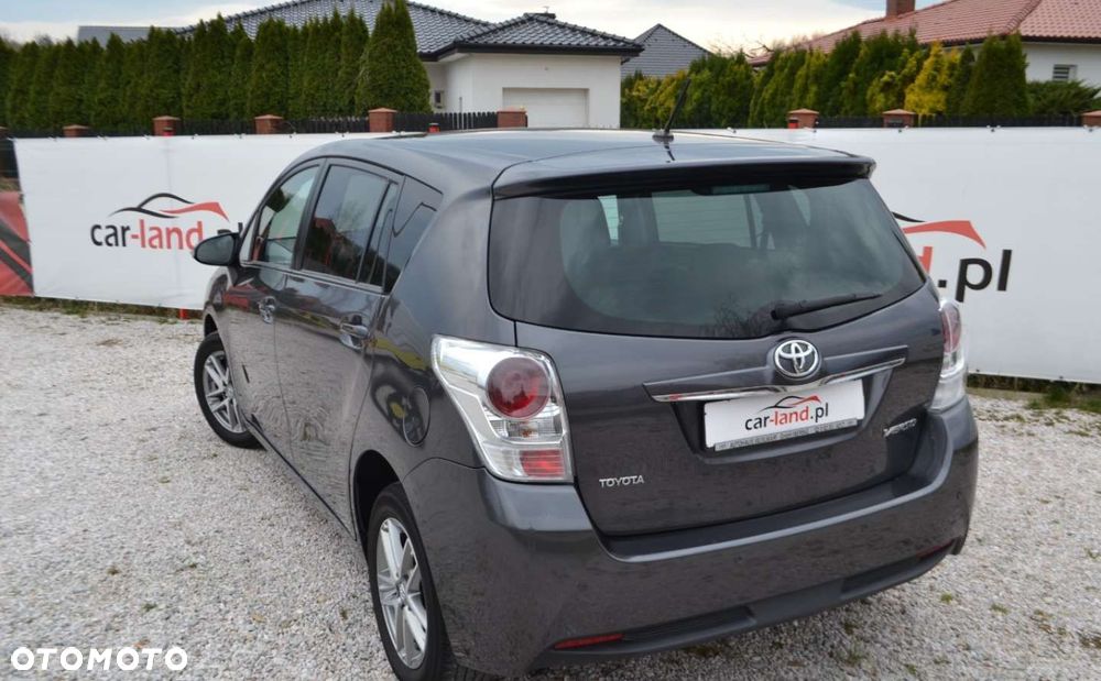 Toyota Verso 1.6 D-4D Prestige - 12