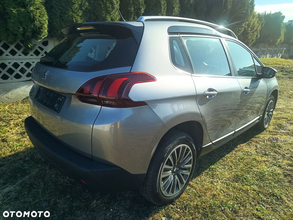 Peugeot 2008 1.6 BlueHDi Style - 7