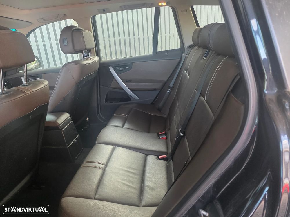 BMW X3 2.0 dA - 13