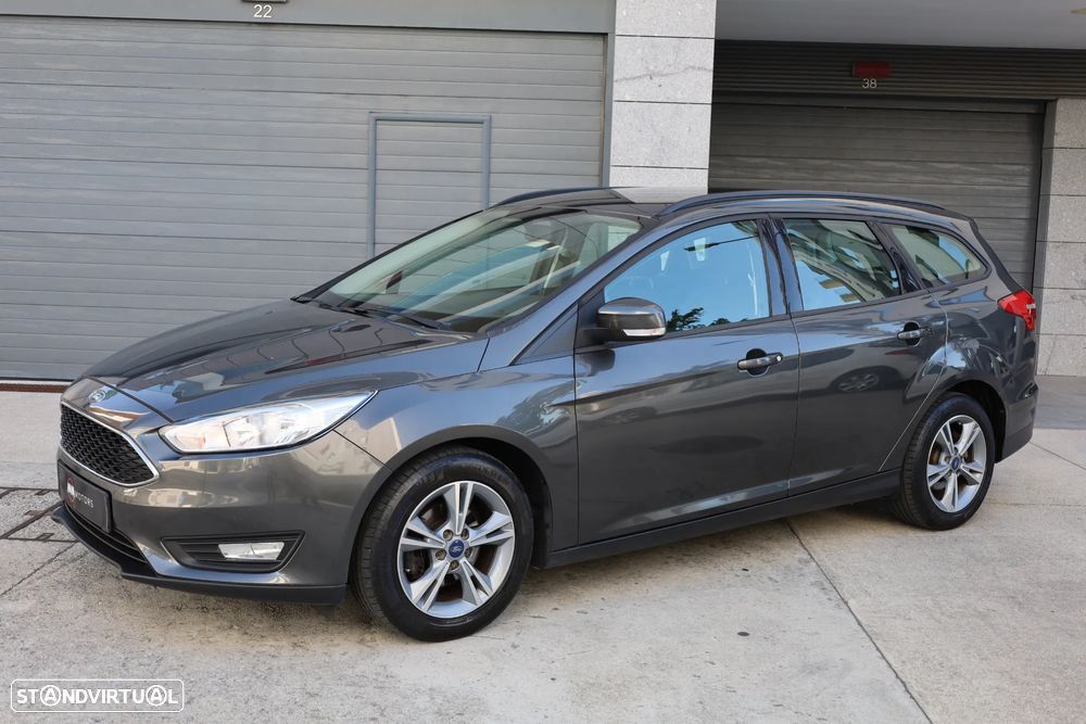 Ford Focus SW 1.0 SCTi Titanium