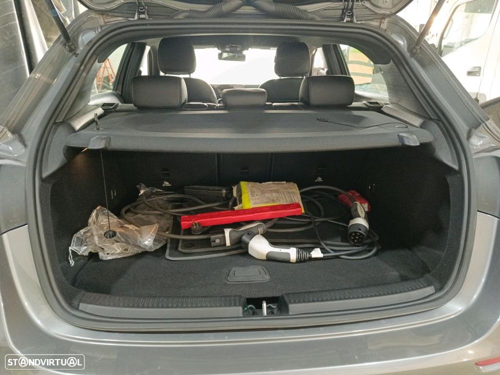 Mercedes-Benz A 250 e Style Plus - 11