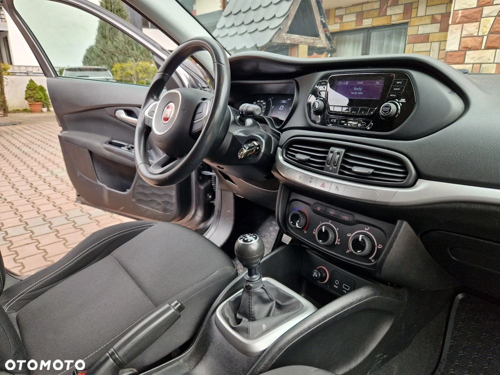 Fiat Tipo 1.4 16v Easy - 23
