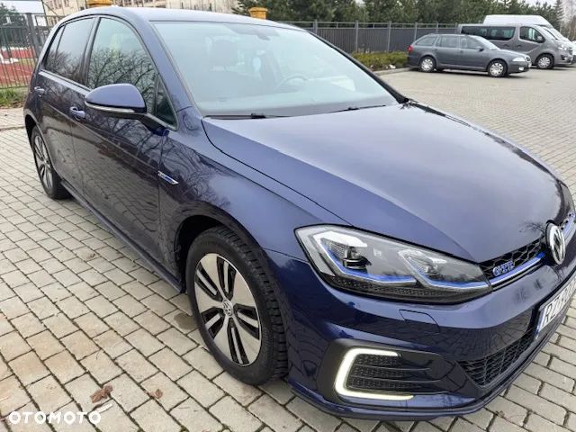 Volkswagen Golf 1.4 GTE Plug-In-Hybrid DSG - 4