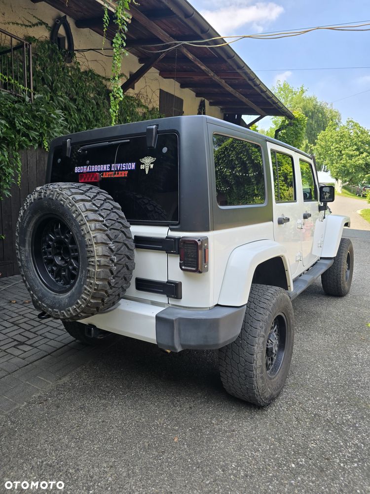 Jeep Wrangler 3.6 Unlim Sahara - 9