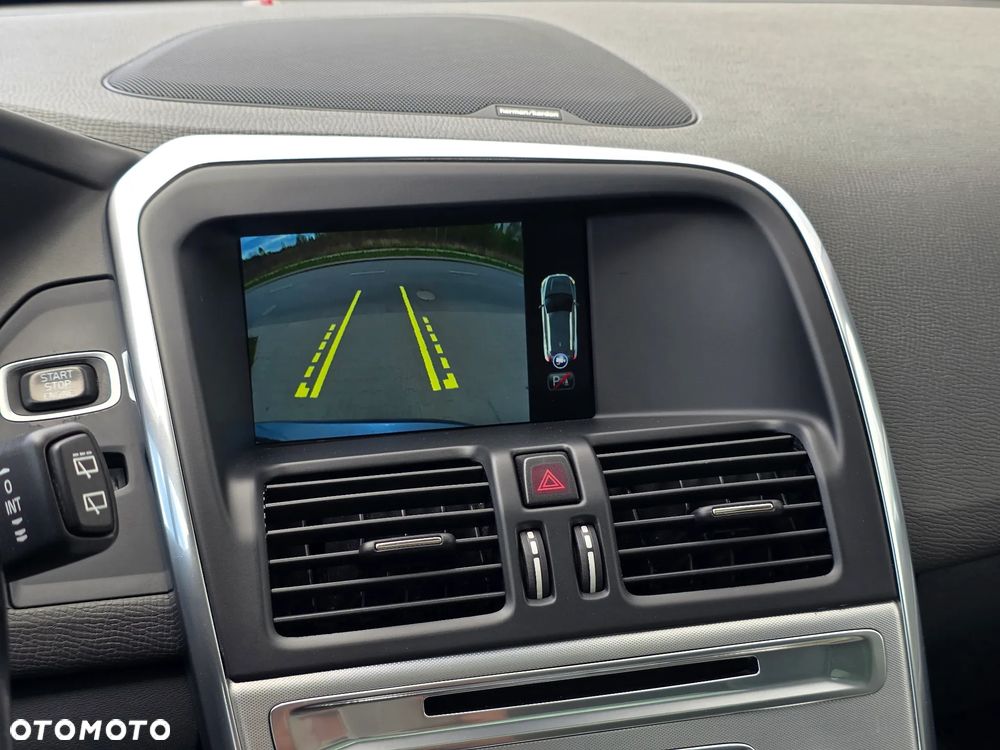 Volvo XC 60 - 22