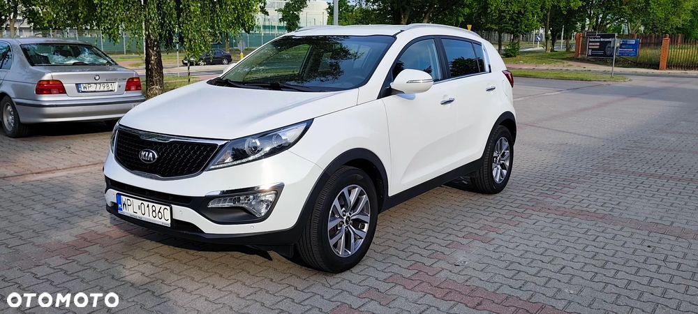 Kia Sportage 1.7 CRDI 2WD ISG Dream-Team Edition - 8