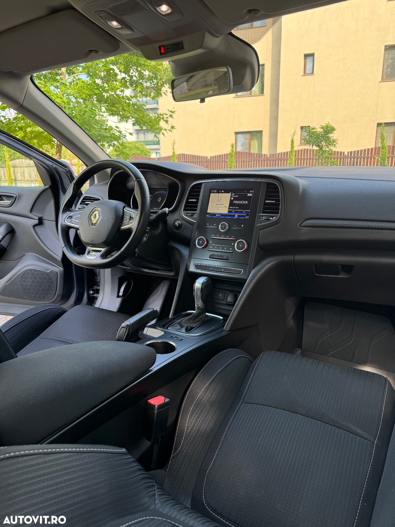 Renault Megane ENERGY dCi EDC Zen - 4