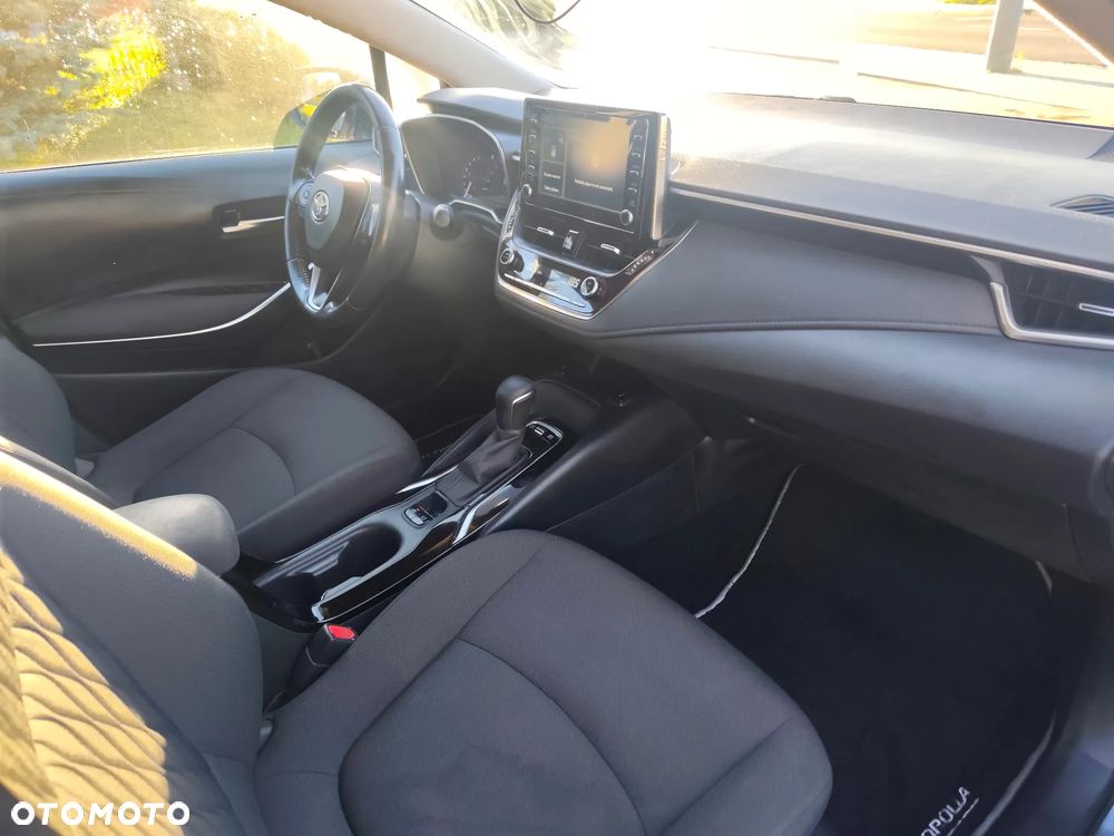 Toyota Corolla 1.8 Hybrid Club - 9