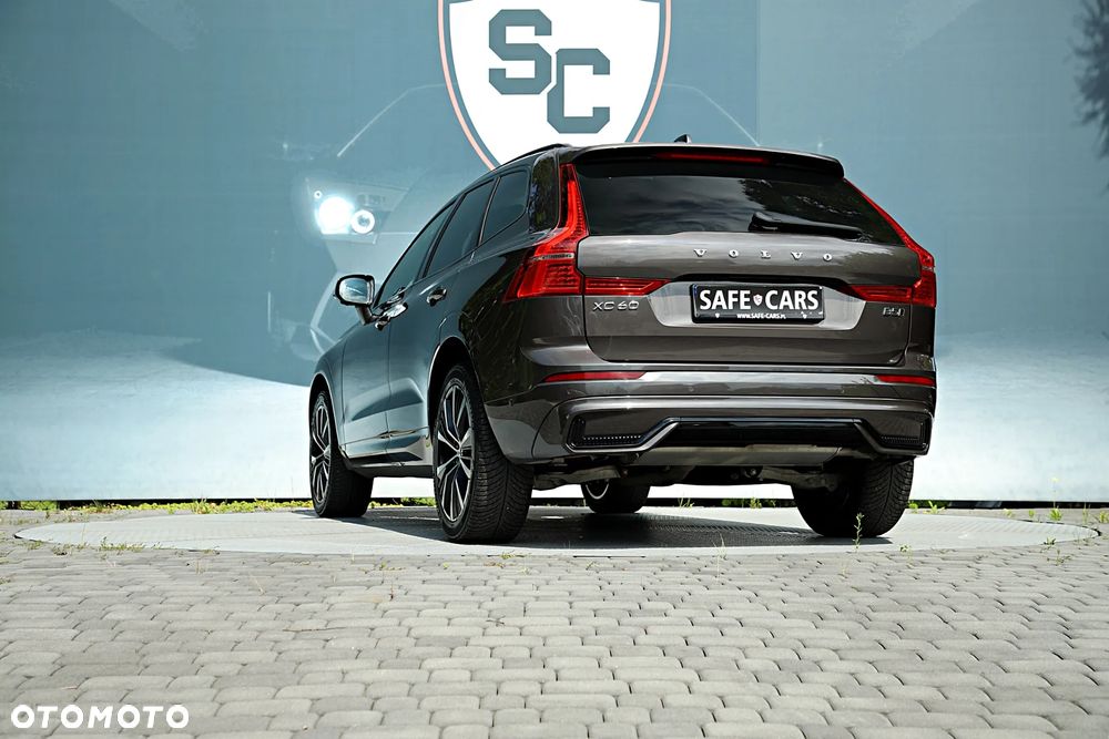 Volvo XC 60 B5 D AWD Ultimate Bright - 9