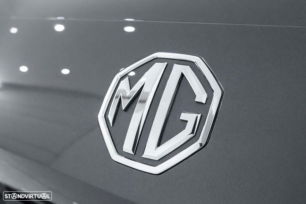 MG MG4 64 kWh Luxury - 14