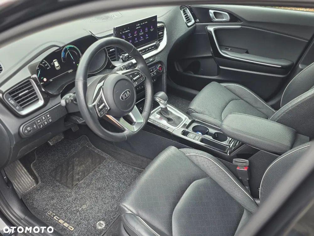 Kia XCeed 1.6 GDI DCT6 OPF Platinum Edition - 22