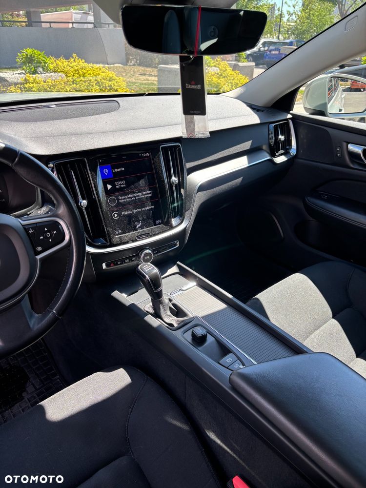 Volvo V60 D4 Kinetic - 6