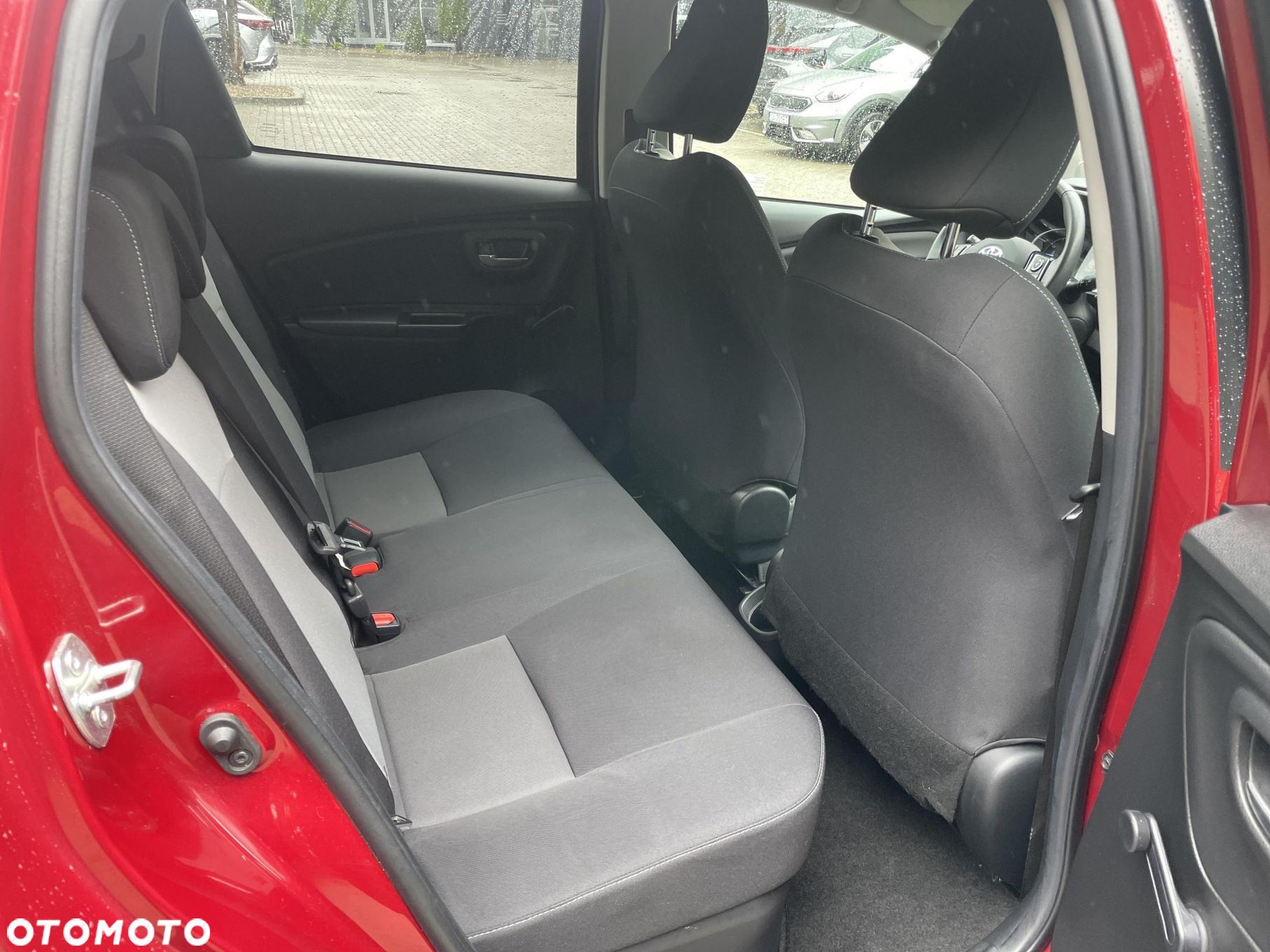 Toyota Yaris - 18