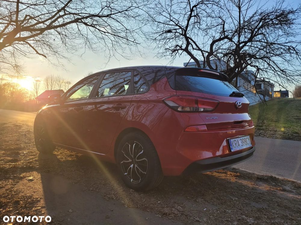 Hyundai i30 1.0 T-GDI Family+ - 7