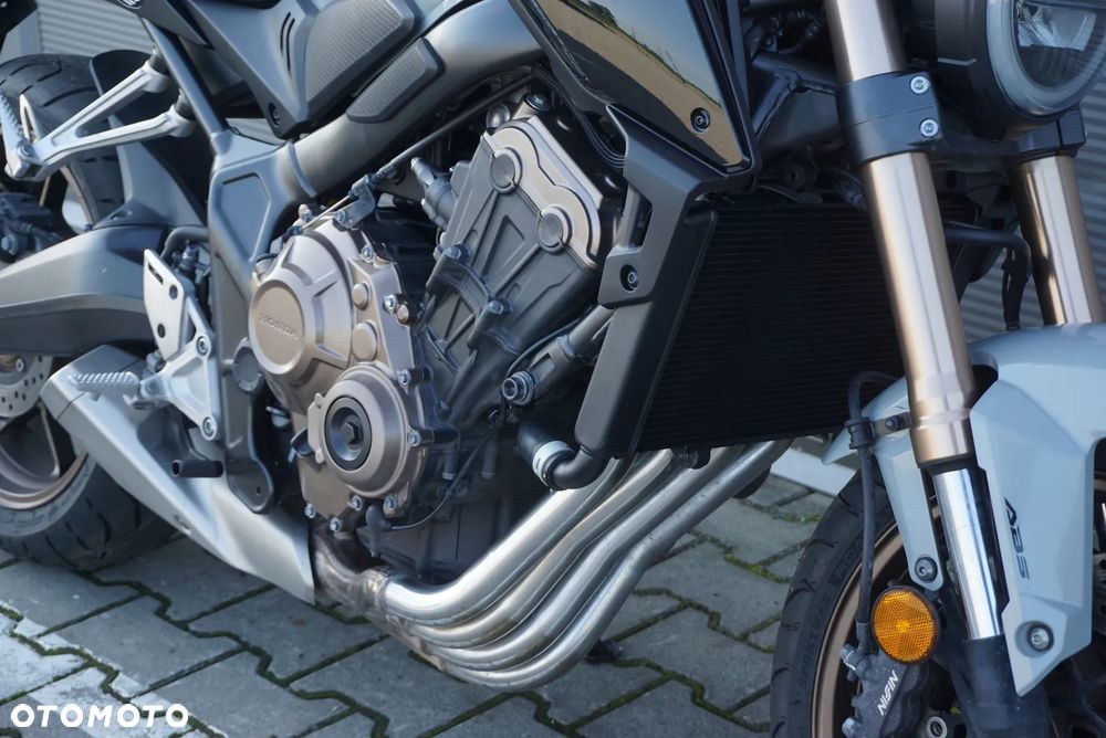 Honda CB - 18
