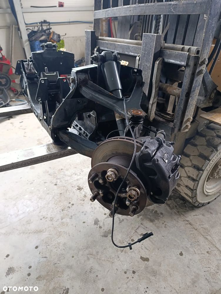 BELKA OŚ PRZEDNIA IVECO DAILY SANKI 35C 5801771522 - 4