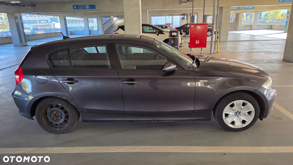 BMW Seria 1 - 17