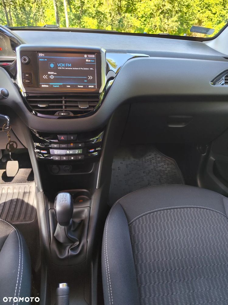 Peugeot 208 1.2 PureTech Active - 9