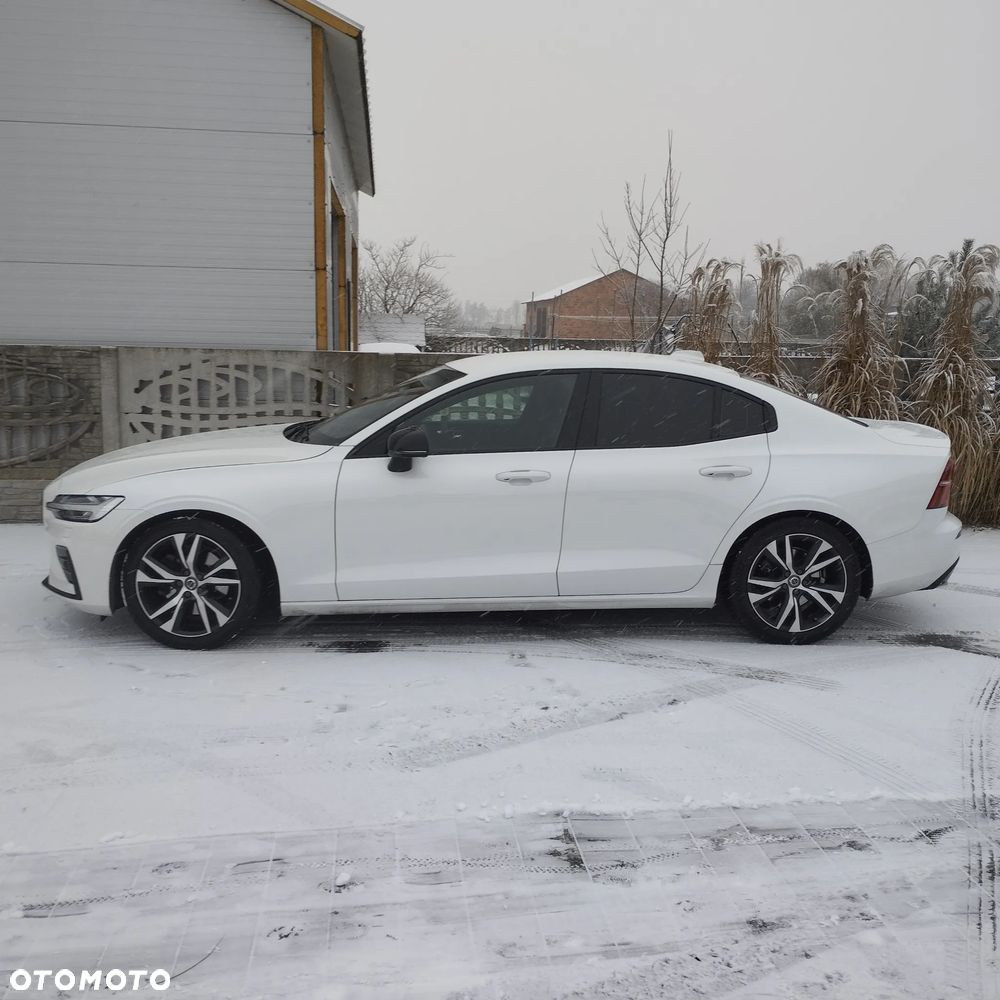 Volvo S60 B4 B R-Design - 13