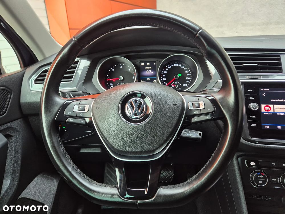 Volkswagen Tiguan 2.0 TDI SCR 4MOTION (BlueMotion Techn.) DSG Trendline - 24