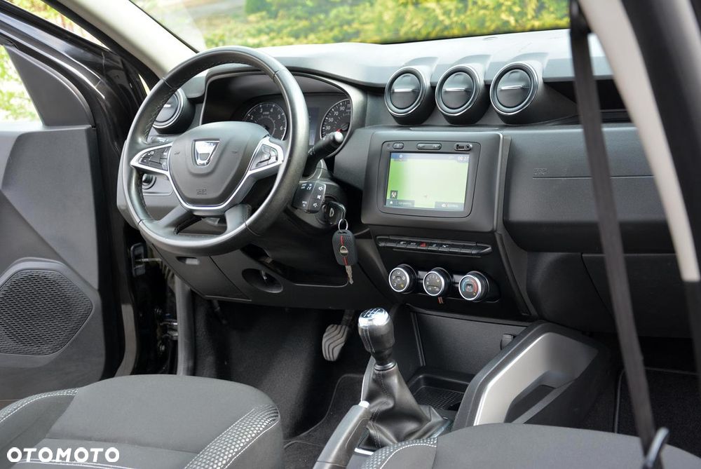 Dacia Duster 1.6 SCe Prestige - 16