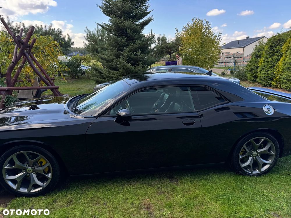 Dodge Challenger - 20