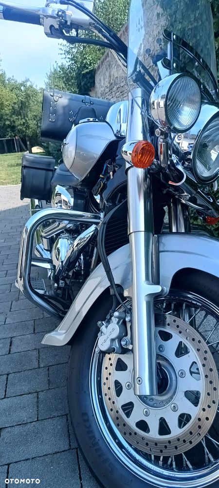 Suzuki VL 800 Volusia - 10