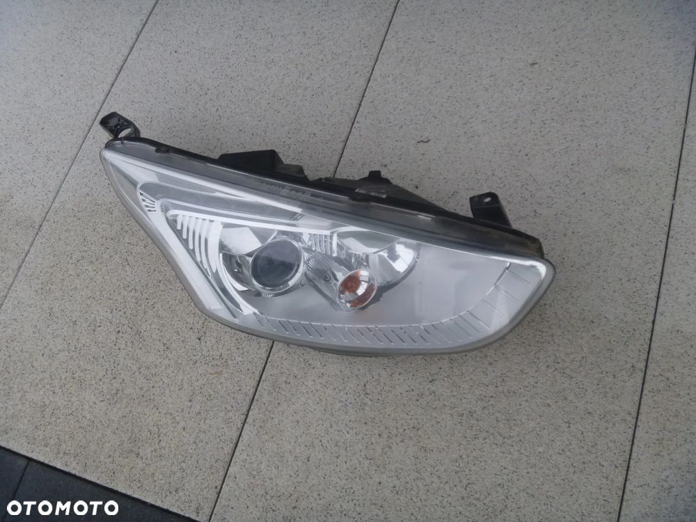 FORD B-MAX LIFT REFLEKTOR PRAWY SOCZEWKA LED ORYGINAŁ  EUROPA - 2